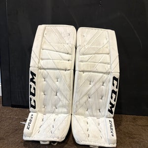 33"  CCM Eflex 5 Goalie Leg Pads  (Used)