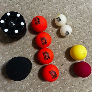 Hockey Pucks/Balls (Used)