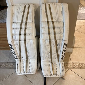 34+1” CCM Extreme Flex II 860 Goalie Leg Pads (Used)