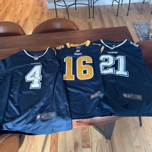 Men's Small Nike Jerseys (Used)