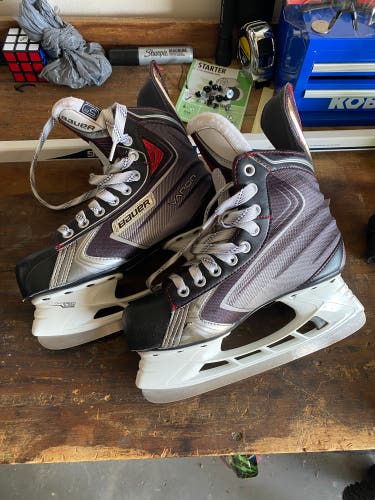 Bauer Vapor x60 Hockey Skates Extra Wide Width Size 5 (Used)