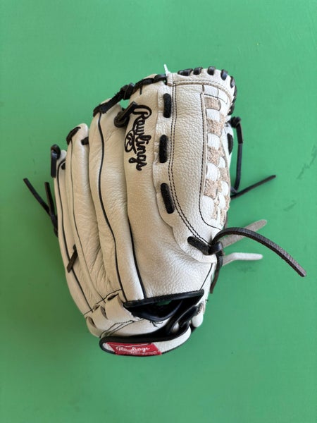 White Rawlings Shut out RH Softball Glove 12.5"