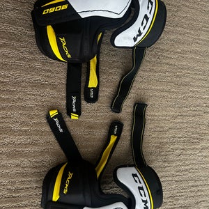 Junior Large CCM Elbow Pads (Used)
