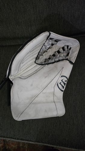 Youth Warrior Ritual G4 Full Right Glove (used)