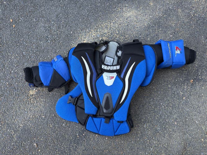 Small / Medium Vaughn Velocity V7 Goalie Chest Protector (Used)