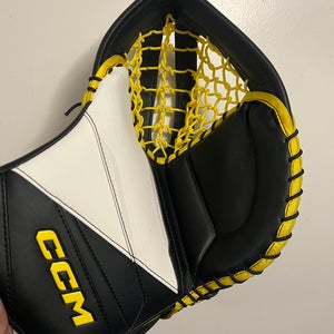 New CCM Axis 2 Regular Glove