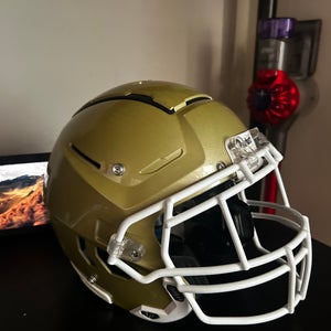 Extra Large Youth Schutt F7 2.0 Helmet (New)
