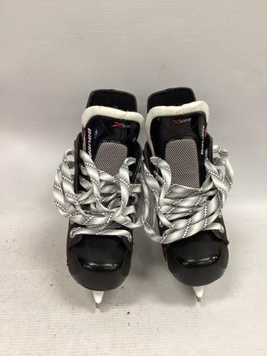 Used Bauer BAUER VAPOR X500 Youth Hockey Skate Youth 09.0 11851-S000034557