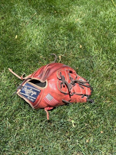 Rawlings RH Heart of the Hide Baseball Glove 11.75" (Used)