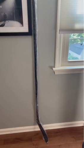 Senior Extra Lite Left Hand Hockey Stick P28 (New)