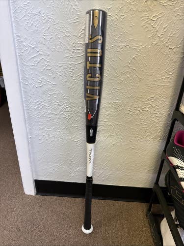Victus Vandal Gold BBCOR Baseball Bat: VCBV 33/30 (-3)  Black/Gold New
