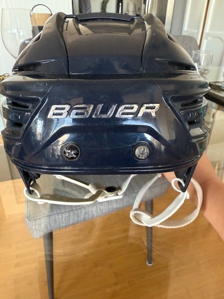 Good Condition! Medium Bauer Re-Akt 150 Helmet - Navy Blue (Used)