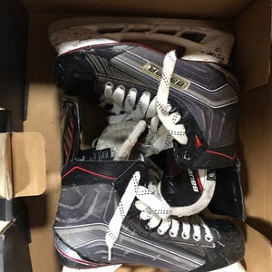 Bauer X600 Hockey Skates Extra Wide Width 8.5 (Used)
