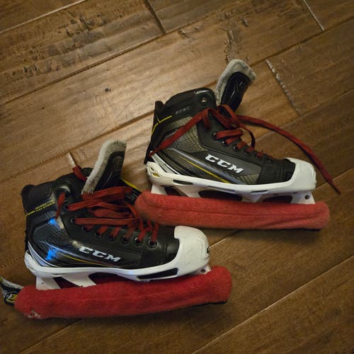 CCM Tacks Hockey Goalie Skates Regular Width Size 5 (Used)