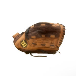 Wilson Monsta Webb A440 Fast Pitch 12 1/2" RHT Leather Softball Glove AO440
