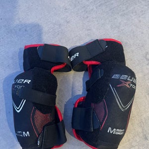 BAUER X700 Elbow Pads: Men’s Medium