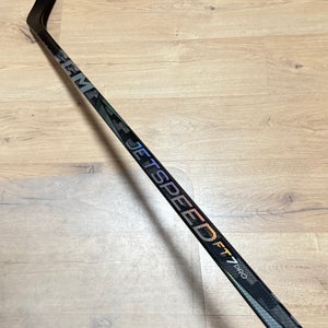 CCM Trigger 10 Pro 85 Flex P90TM RH