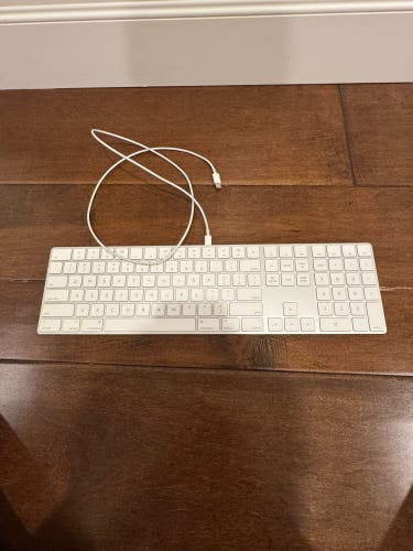 APPLE Keyboard with Number Pad