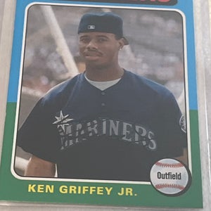 Autographed Ken Griffey Junior Baseball Card