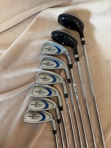 Northwestern Spectra II Right Handed Clubs (Full Set) Regular Flex 8 Pieces (Used)