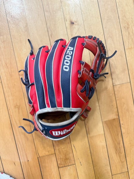 Wilson RH Infield A2000 Pro Stock Baseball Glove 11.75" (Used)