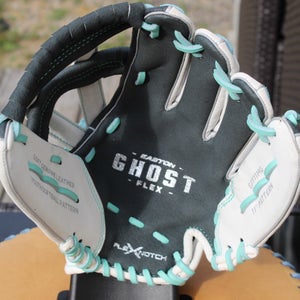 Easton RH ghost flex Softball Glove 11" (Used)