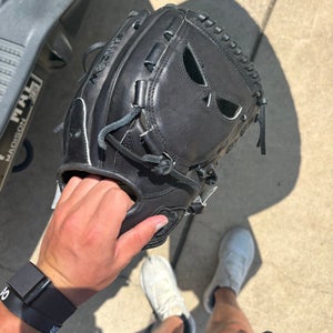 Pitcher's “The Shadow” Baseball Glove 12" (Used)