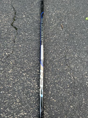 New Senior CCM Trigger 9 Pro Right Handed Hockey Stick P29