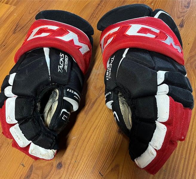 CCM Tacks 9080 14” Hockey Gloves