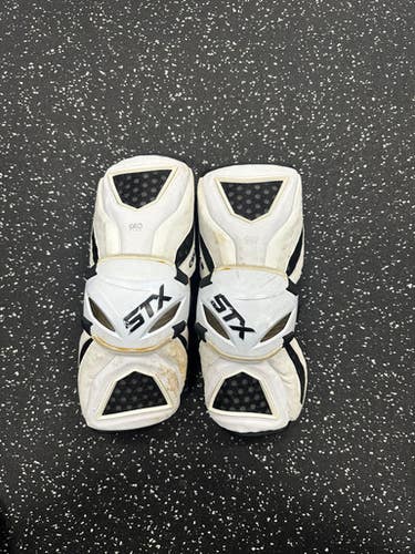 Used STX CELL III Lacrosse Arm Pads/Guards White MD 11849-S000029495