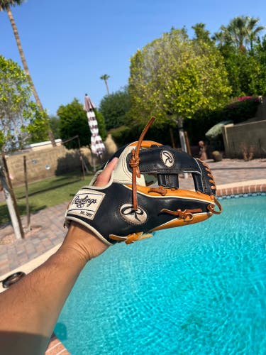 Rawlings RH Infield Heart of the Hide Baseball Glove 11.5" (Used)