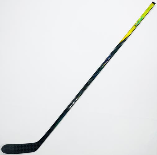 New Custom Gold Bauer Nexus Tracer Hockey Stick-RH-P28M-77 Flex-Grip