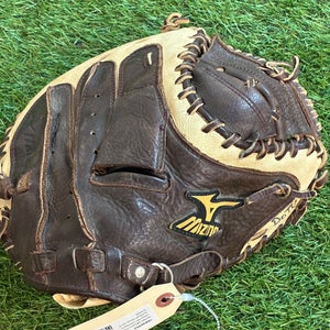 Brown Mizuno Franchise RH Catcher's Softball Glove 33.5" (Used)