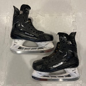 Bauer Supreme Mach Hockey Skates  5.5 (Used)