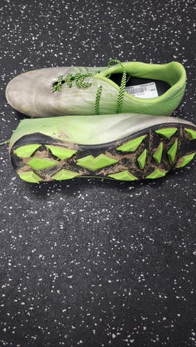 Used Soccer Cleats Neon Green Junior 05.5 11849-S000026403