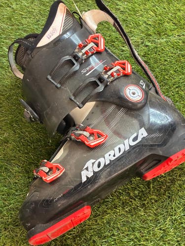 Men's Nordica SpeedMachine Ski Boots (Used)