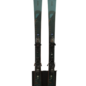 Used 2024 Atomic Cloud Q11 Women's Skis (146cm) with Atomic M 10 GW Bindings