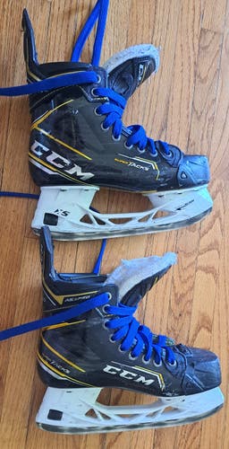 2020 CCM Super Tacks AS3 Pro Hockey Skates Size 4.5 (Used)