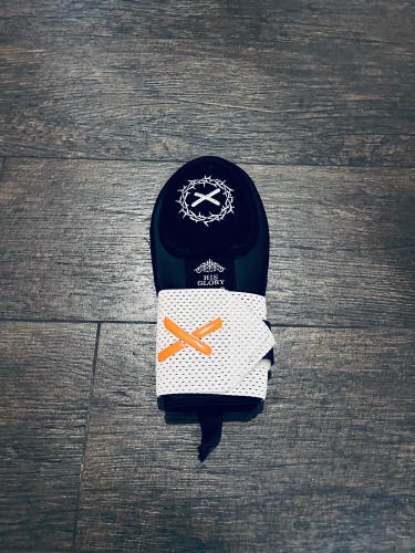 Bible Black Binding Edition Aria Sliding Mitt