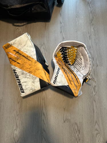 Bauer Hyperlite Regular Pro Stock (Used)
