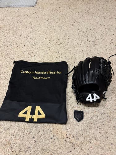 44 Pro RH Infield Signature Series Baseball Glove 11.5" (New)