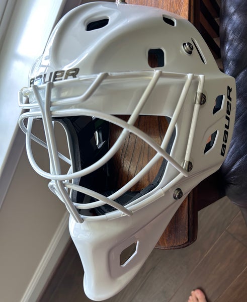 2024 Bauer NME One Goalie Mask Sm (Barely Used/New)