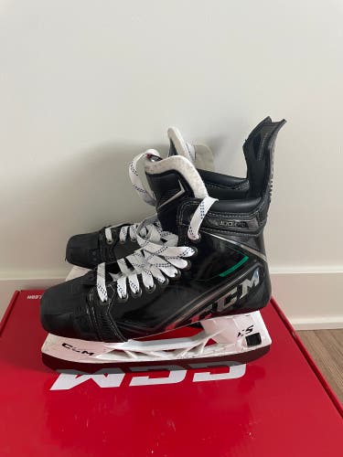 CCM RibCor 100k Pro Hockey Skates Pro Stock 7.5 (Used)