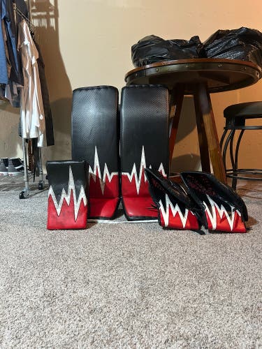 Factory Mad Full set two Gloves 34 Inch