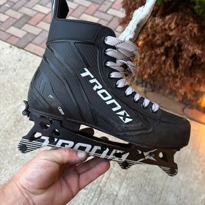 Tron Hockey Skates Regular Width 8 (Used)