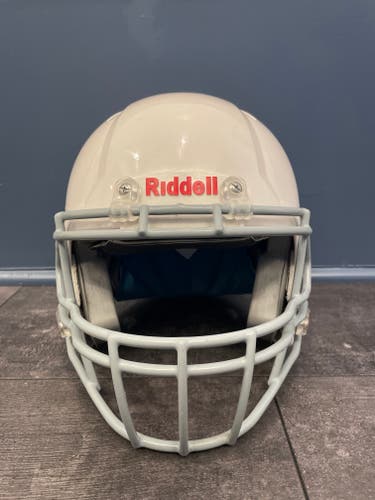 XXS/XS Youth Riddell Victor-I Helmet (Used)