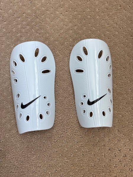 Kids Large Nike Shin Guards (New)