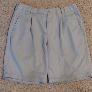 Mens Medium Nike Golf Shorts