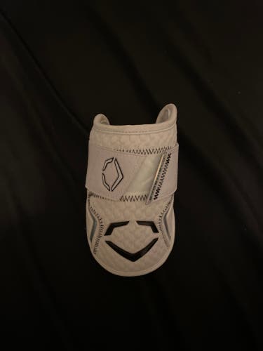 White Senior EvoShield Elbow Guard Elbow Protection (New)