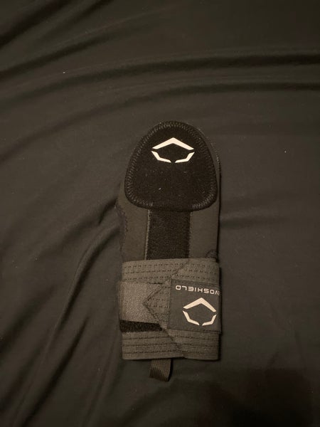 Black Senior EvoShield Sliding Mitt (New)
